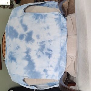 Blue and white "sky dye" boat neck thermal size large from SPLENDID